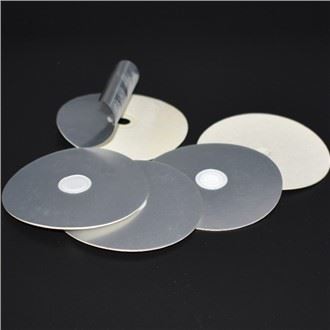 Indukcijsko tesnilo iz aluminijaste folije, ki diha